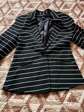 Reitmans Black Blazer with White Stripes